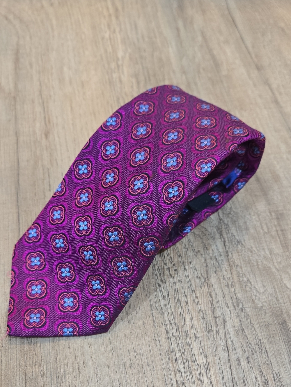 Ted Baker London Magenta Floral Silk Tie !!